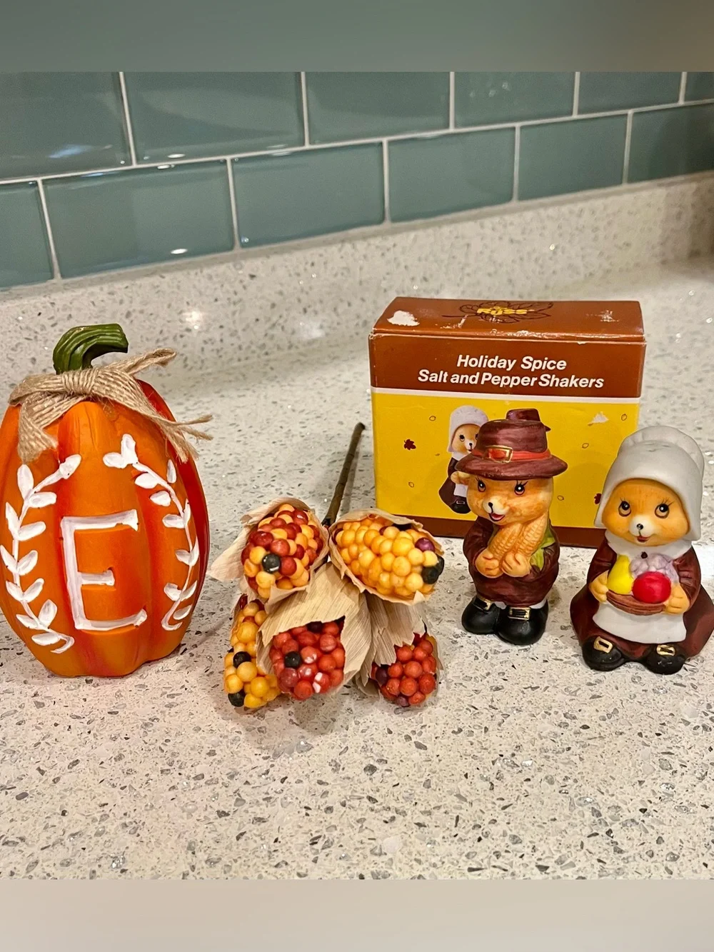 Give Thanks Wooden Fall Sign with Pumpkin Trio. Includes Ceramic S & P Shakers